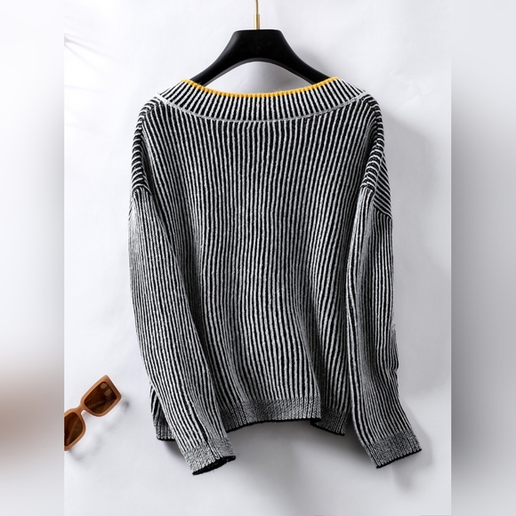 Striped V-Neck Long Sleeve Sweater - Picture 2 of 6